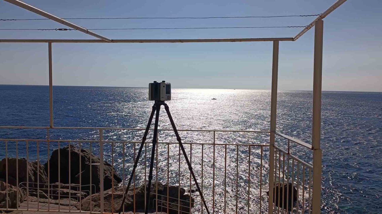 Laser scanner pronto a rilevare l'area della Piscina dei Castelli